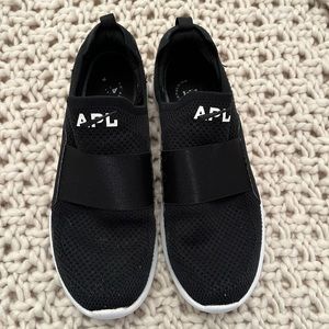 APL Shoes size 9